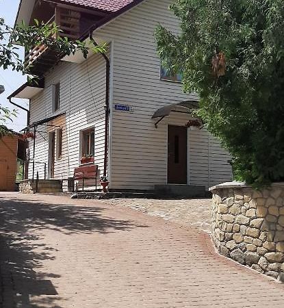 Cottage house Yaremche Exterior foto